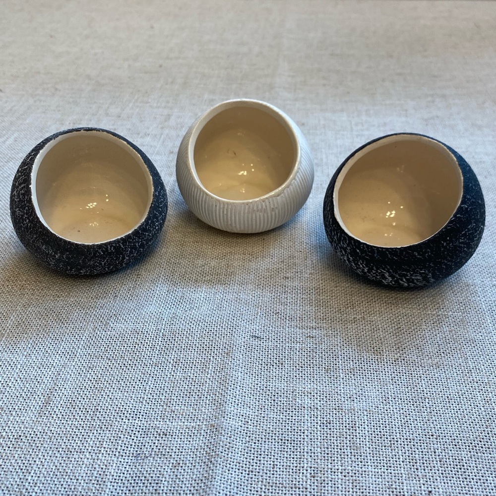 Three chive.com planters